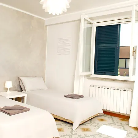 Vara Self Check In Motel Ceparana
