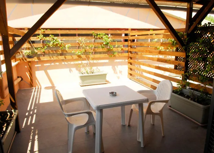 Vara Self Check In Private Parking *