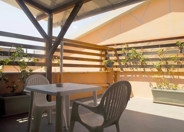 Vara Self Check In Private Parking *